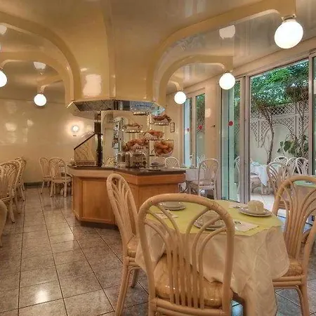 Hotel Le Belmont 4*
