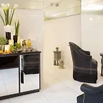 Hotel Le Belmont Paryż