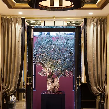 Hotel Le Belmont 4*