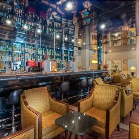 Le Belmont Hotel París