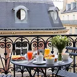 Le Belmont 4* Paris
