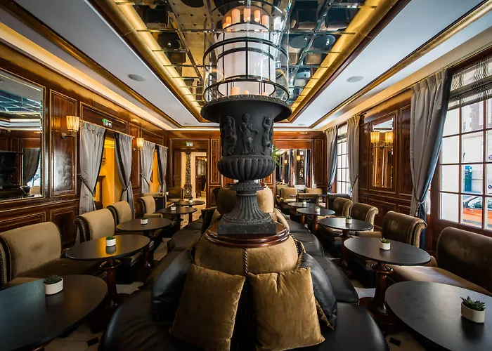 Le Belmont מלון 4*